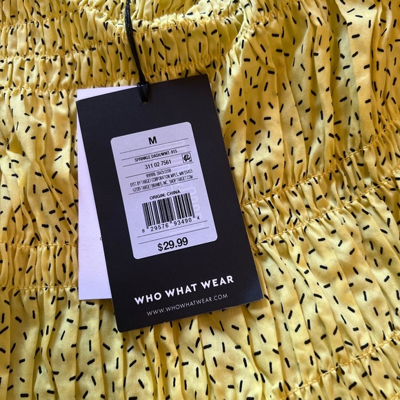 NWT Womens Who What Wear Yellow Polka Dot Smocked blouse - Picture 3 of 3
